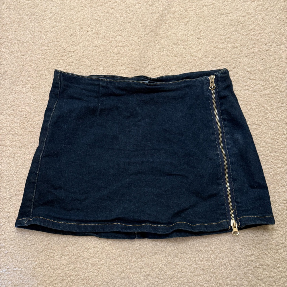Forever 21 denim mini skirt